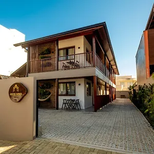 Casa de hóspedes Banzai Brava Suítes, Itajaí